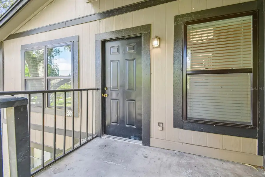 4033 Dream Oak Place #202, Tampa, FL 33613 - Image #2