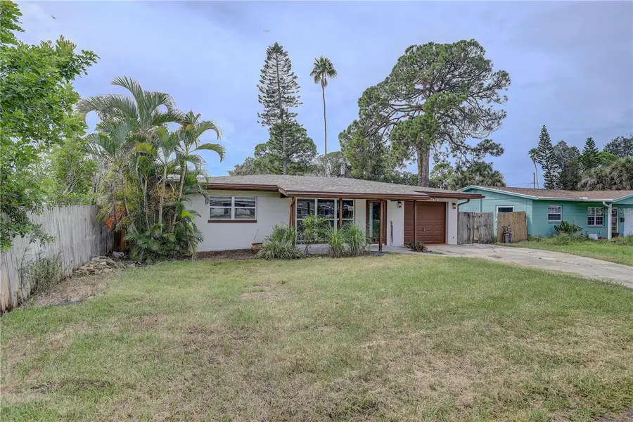 330 83rd Avenue Ne, Saint Petersburg, FL 33702 - Image #3