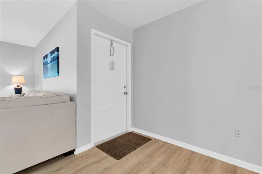 1207 Pine Ridge Circle W #H2, Tarpon Springs, FL 34688 - Image #3