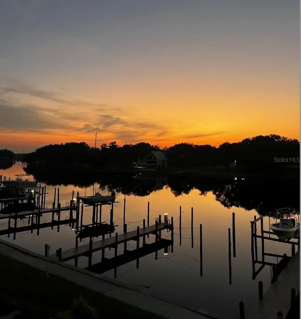 2424 W Tampa Bay Boulevard #C107, TAMPA, FL 33607