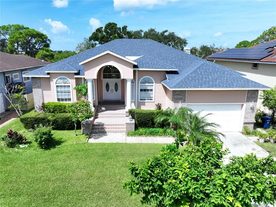 7116 Pebble Beach Lane, Seminole, FL 33777 - Image #2