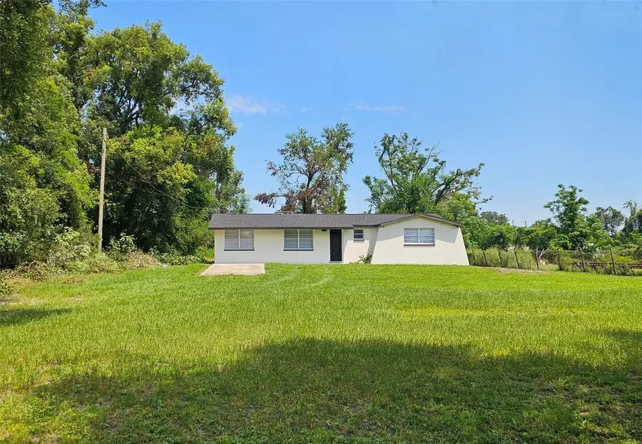 9526 Eastfield Road, Thonotosassa, FL 33592 - Image #2