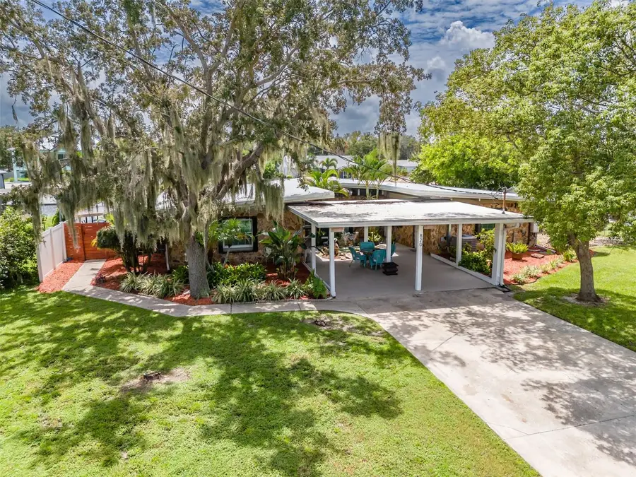 820 Blue Heron Boulevard, Ruskin, FL 33570 - Image #3