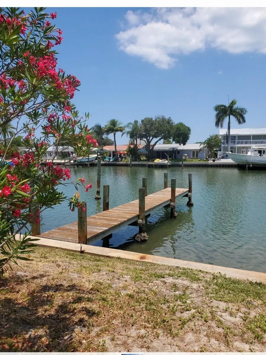 318 Windrush Boulevard #9, Indian Rocks Beach, FL 33785 - Image #2