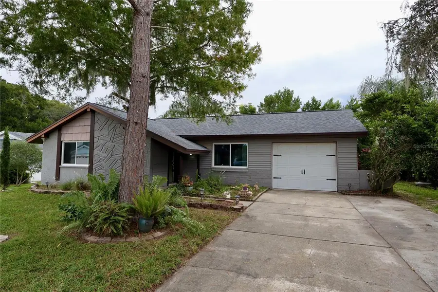8804 Lincolnshire Drive, Hudson, FL 34667 - Image #3