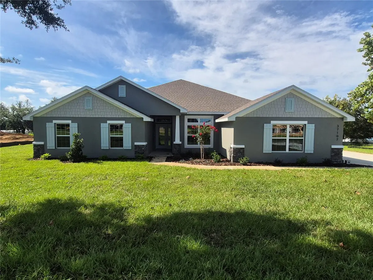 37107 Hidden View, Dade City, FL 33523 - Image #1