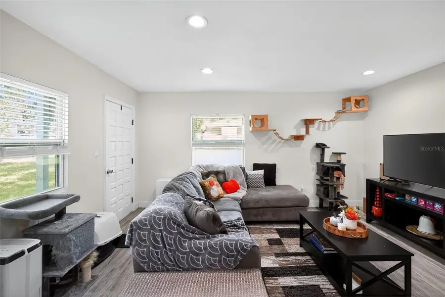 910 Whiteway Drive, Brooksville, FL 34601 - Image #3