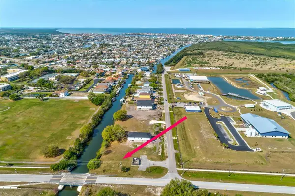 Estuary Shore Lane, APOLLO BEACH, FL 33572