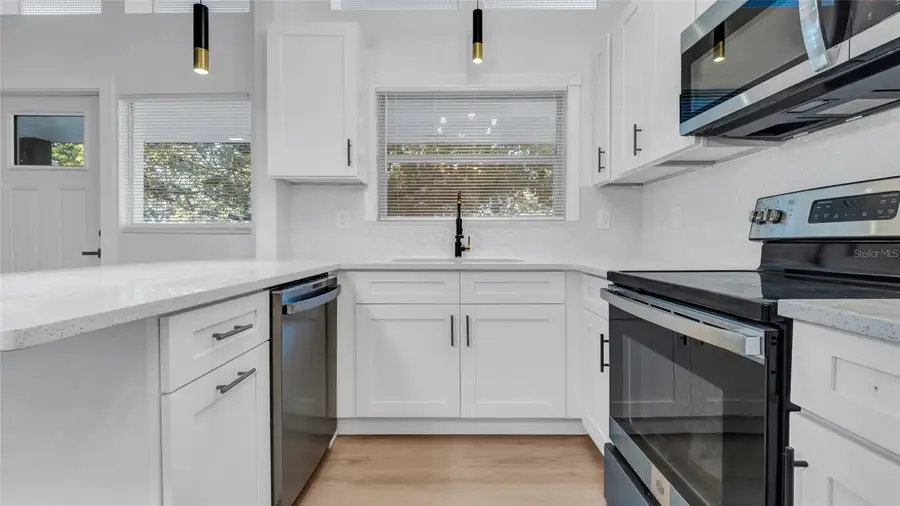 6326 22nd Avenue N, Saint Petersburg, FL 33710 - Image #3