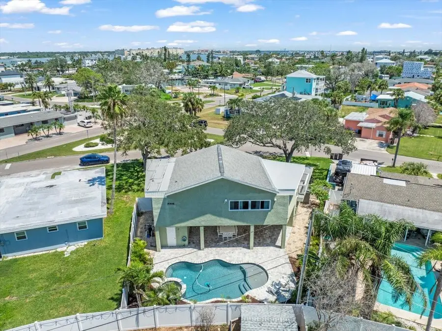 30 160th Avenue, Redington Beach, FL 33708 - Image #3