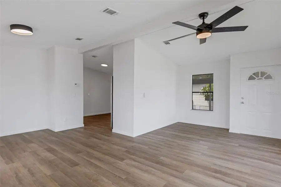 918 49th Avenue W, Bradenton, FL 34207 - Image #2