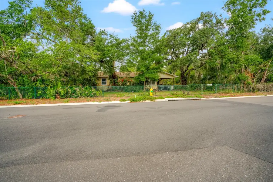 3611 W Reynolds Street #1/2, Plant City, FL 33563 - Image #2