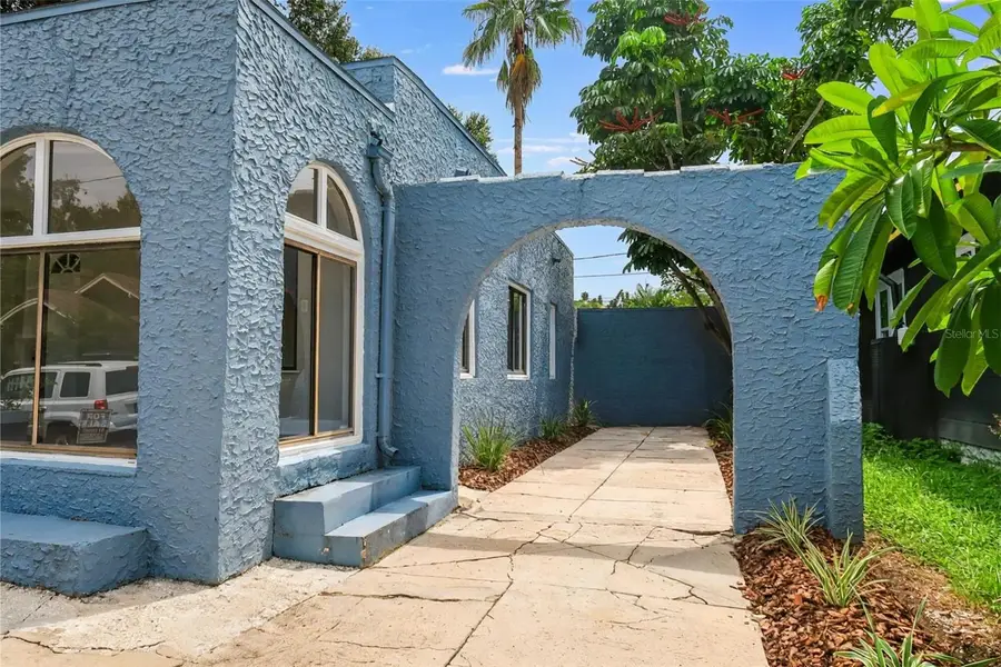 526 Kirkwood Terrace N, Saint Petersburg, FL 33701 - Image #3