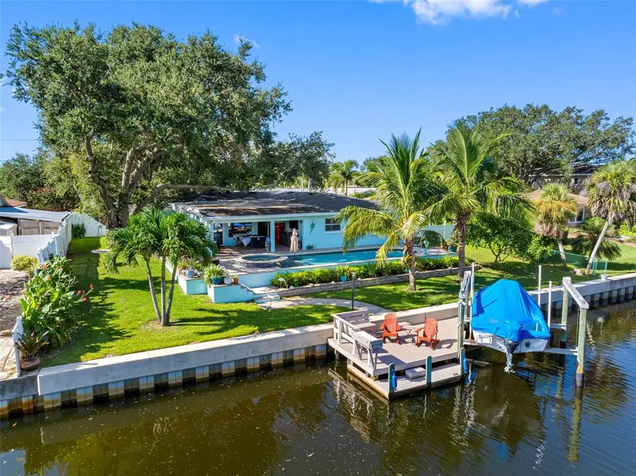 1131 45th Avenue Ne, Saint Petersburg, FL 33703 - Image #2