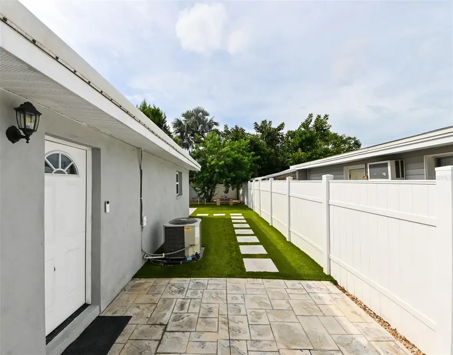 4114 W Olive Street, Tampa, FL 33616 - Image #2