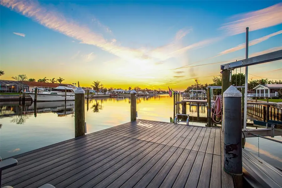 3854 42nd Avenue S, Saint Petersburg, FL 33711 - Image #3