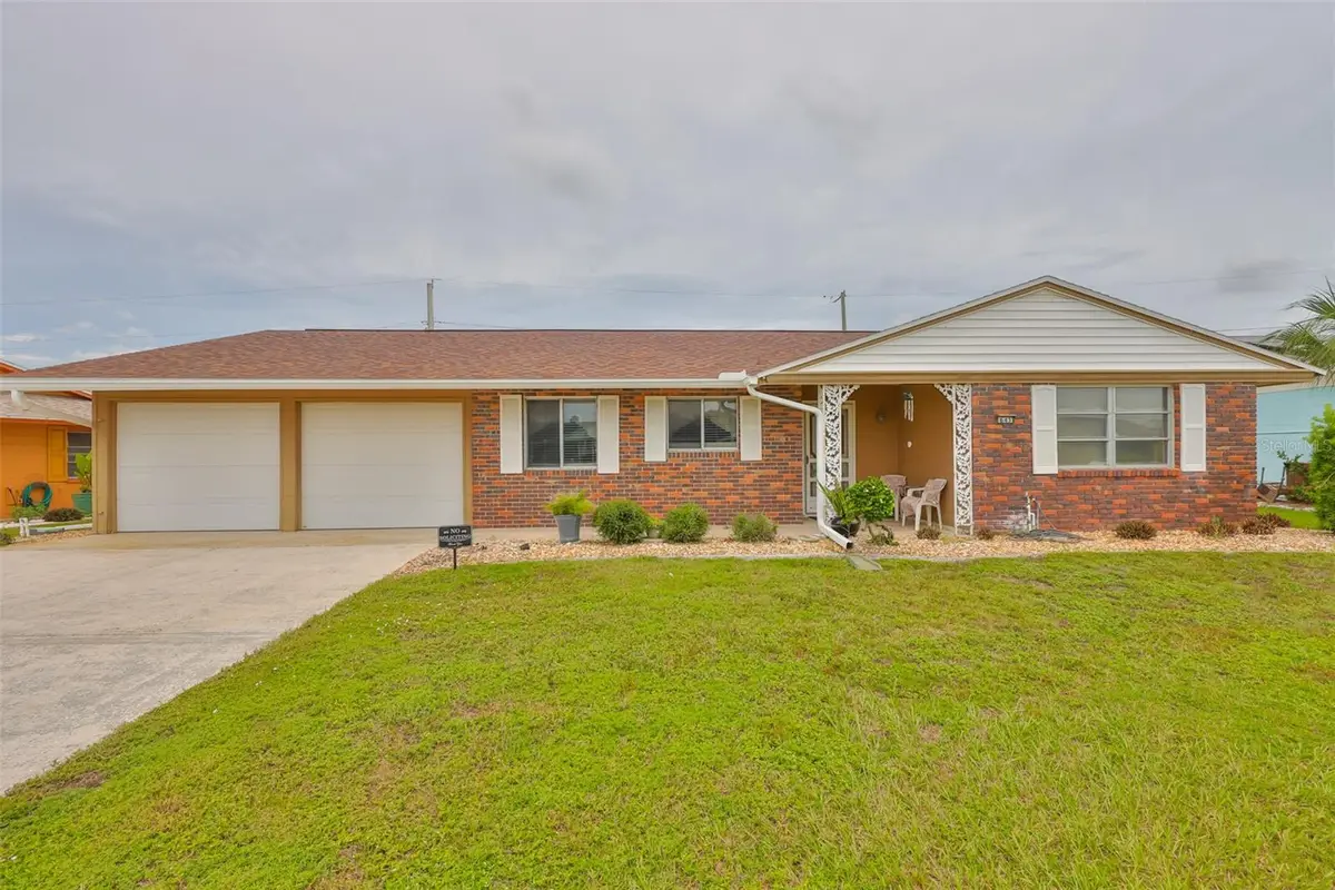 643 Oakmont Avenue, Sun City Center, FL 33573 - Image #1