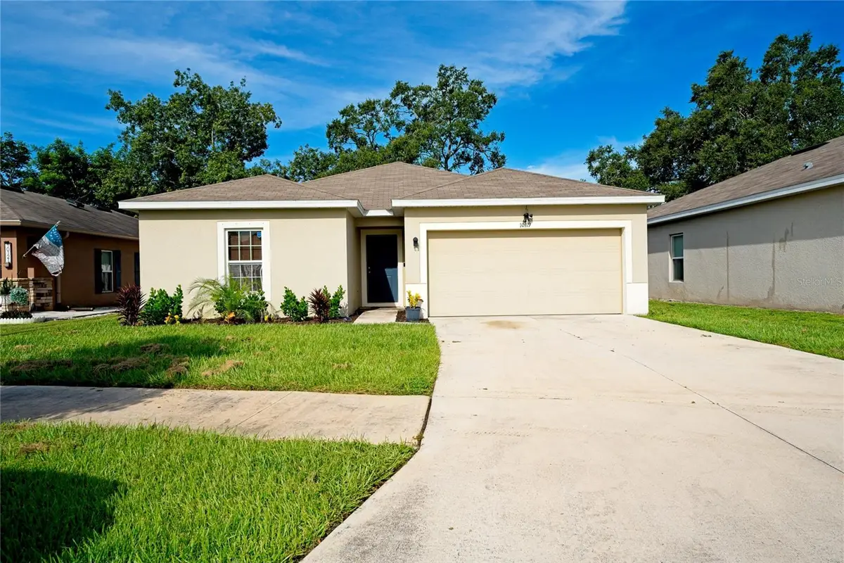 10119 Candleberry Woods Lane, Gibsonton, FL 33534 - Image #1
