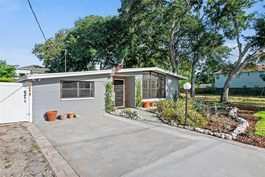 2407 S Lois Avenue, Tampa, FL 33629 - Image #2