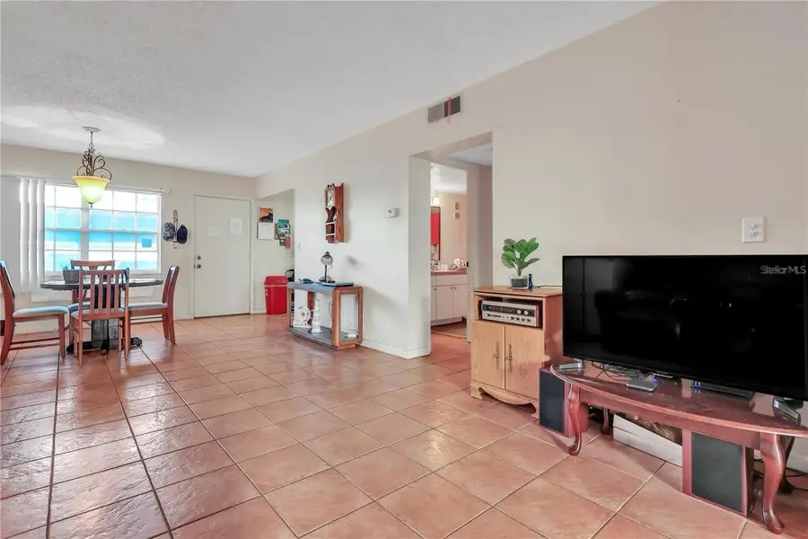 960 Virginia Street #107, Dunedin, FL 34698 - Image #3