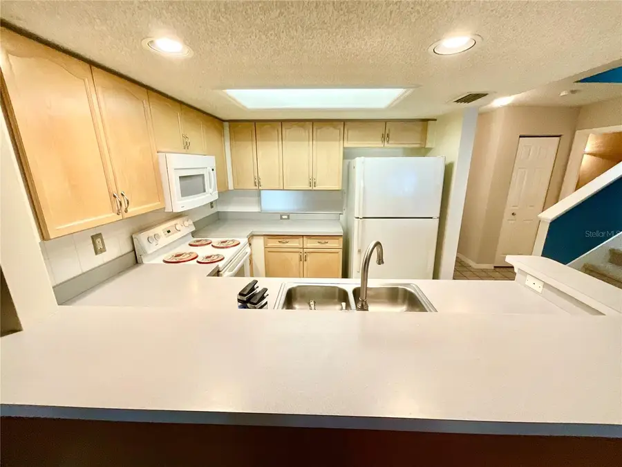 9211 Jakes Path, Largo, FL 33771 - Image #3