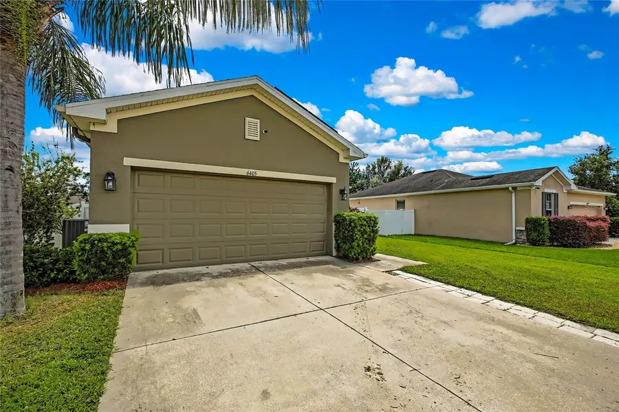 6405 Twin Bridges Drive, Zephyrhills, FL 33541 - Image #3