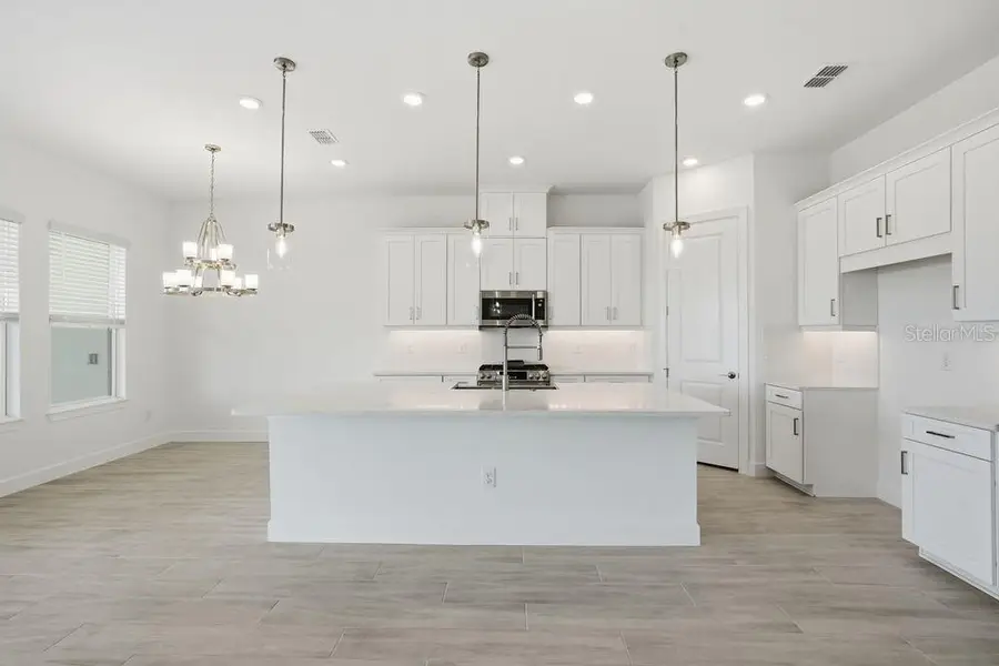 13713 Iona Avenue, Palmetto, FL 34221 - Image #3