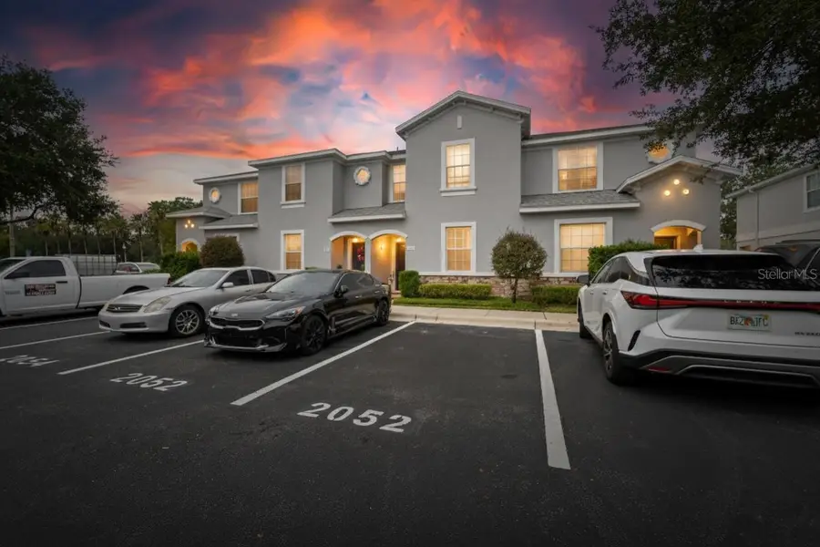 2052 Greenwood Valley Drive, Plant City, FL 33563 - Image #3