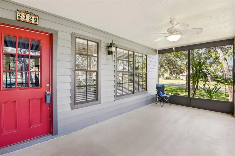 2129 Point O Woods Ct, Spring Hill, FL 34606 - Image #2