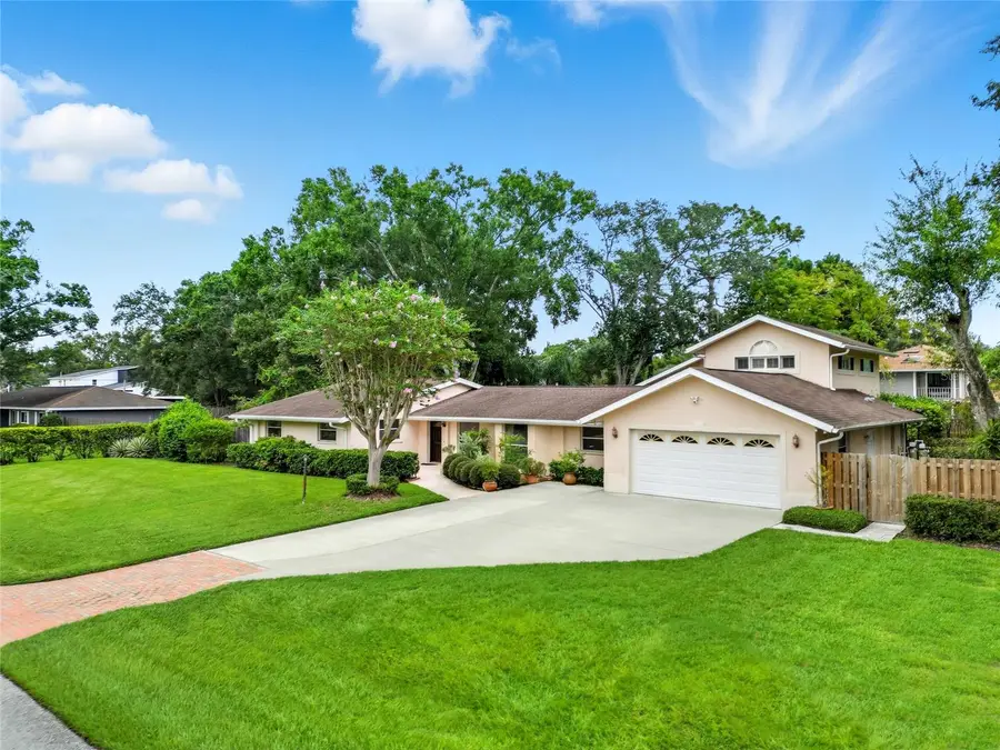 15507 N Himes Avenue, Tampa, FL 33618 - Image #2