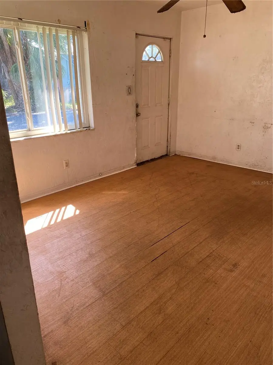 1443 5th Street S, Saint Petersburg, FL 33701 - Image #3