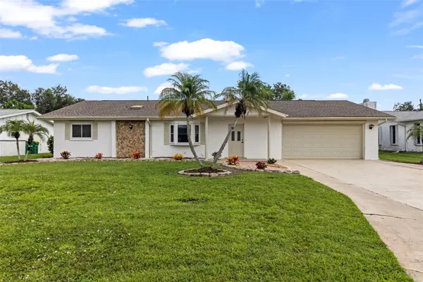 2434 Lake View Boulevard, PORT CHARLOTTE, FL 33948