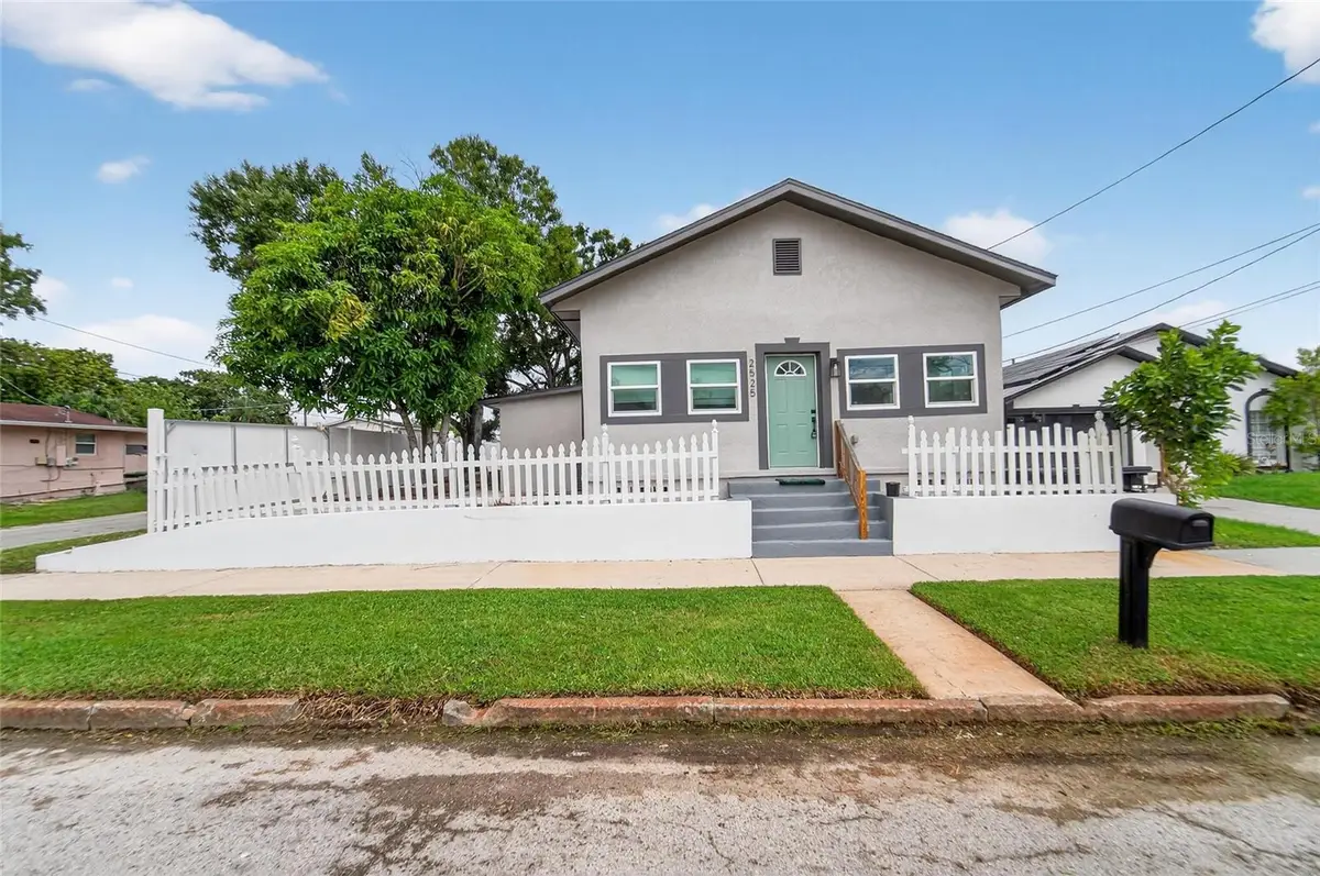 2525 W Beach Street, Tampa, FL 33607 - Image #1