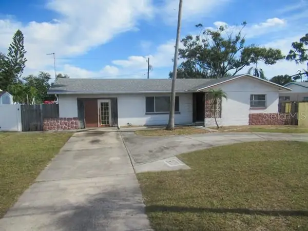 6527 113th Street, SEMINOLE, FL 33772