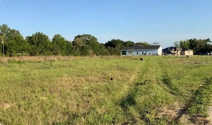 8920 Valerie Court, Zephyrhills, FL 33540 - Image #2