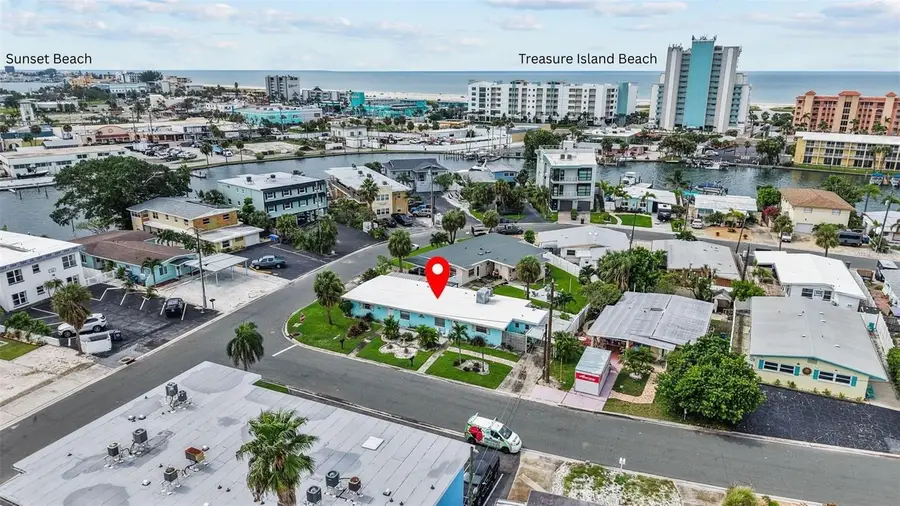 11020 2nd Street E, Treasure Island, FL 33706 - Image #3