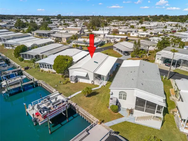 556 Mount Oak Avenue Ne #738, ST PETERSBURG, FL 33702