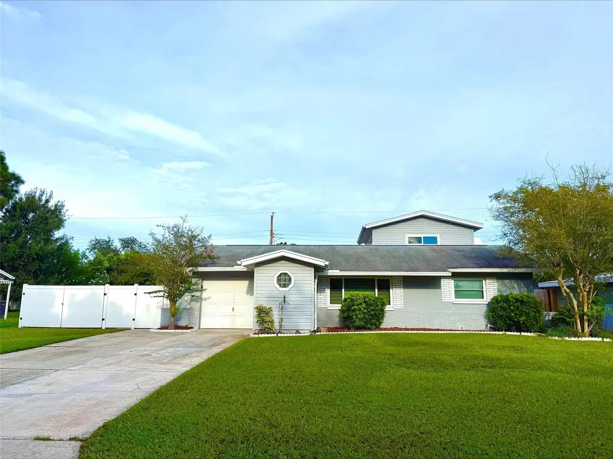 6615 27th Street N, Saint Petersburg, FL 33702 - Image #1