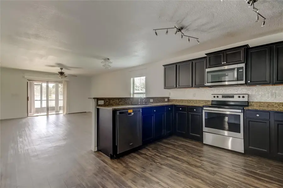 1739 Chatham Green Circle, Ruskin, FL 33570 - Image #2