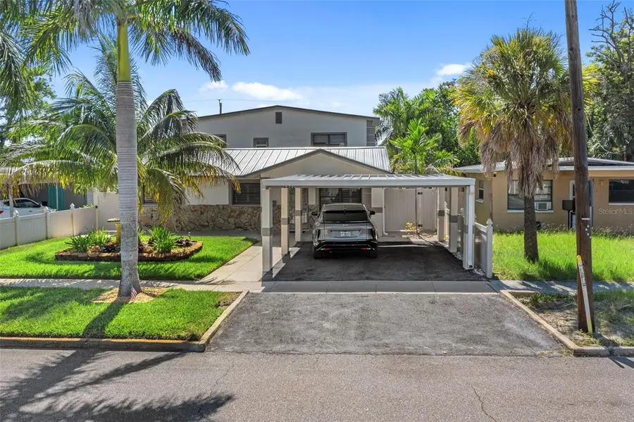 2035 28th Street S, Saint Petersburg, FL 33712 - Image #3