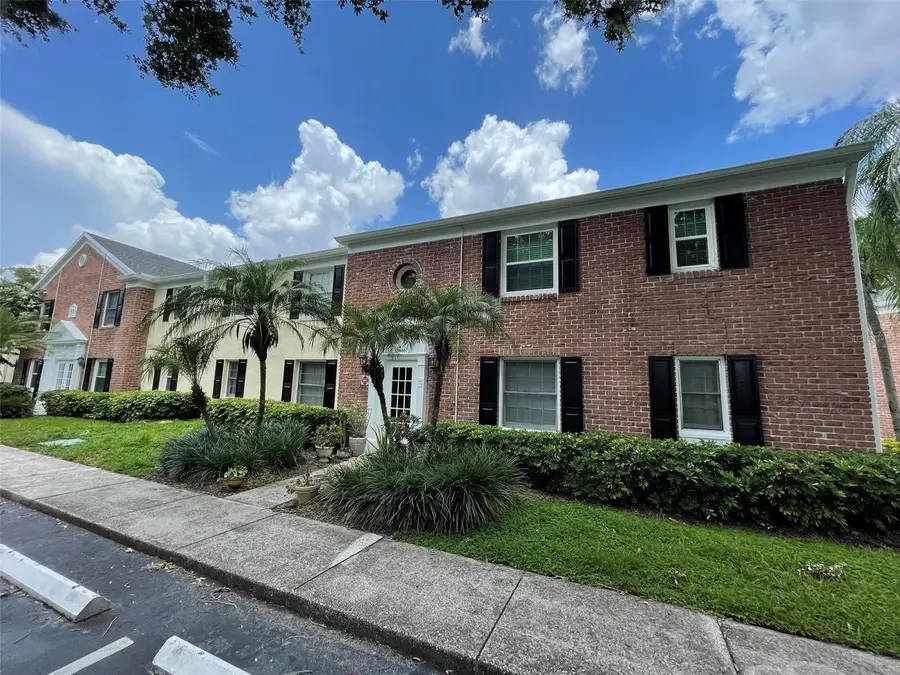 13686 Orange Sunset Dr #201, Tampa, FL 33618 - Image #3