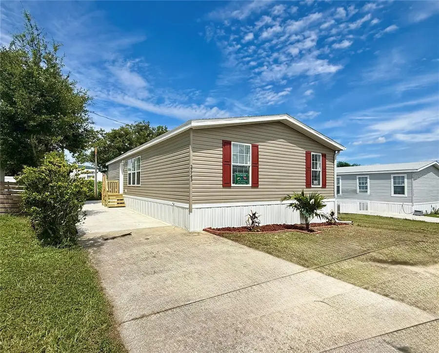 37743 Geiger Road, Zephyrhills, FL 33542 - Image #2