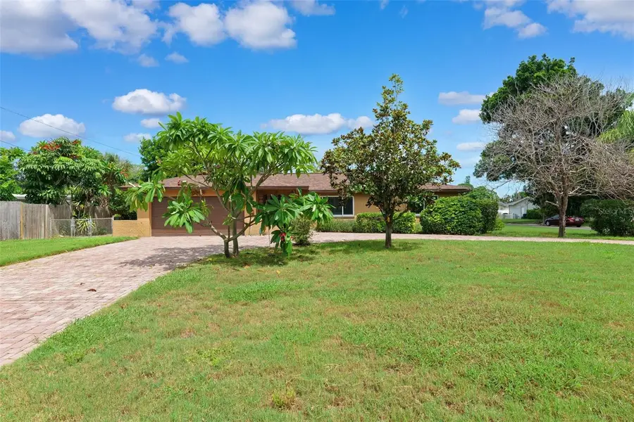 1701 Pinellas Point Drive S, Saint Petersburg, FL 33712 - Image #2