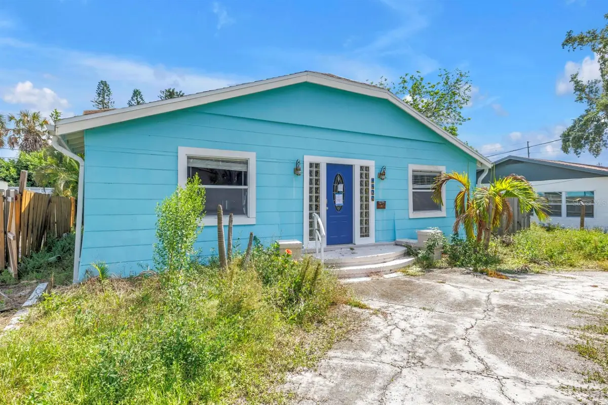 1820 Montana Avenue Ne, Saint Petersburg, FL 33703 - Image #1