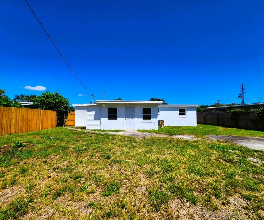 8562 94th Avenue, Seminole, FL 33777 - Image #3