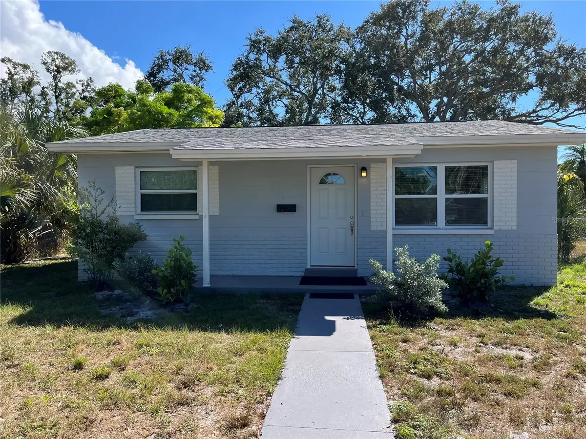 5254 1st Avenue S, Saint Petersburg, FL 33707 - Image #1