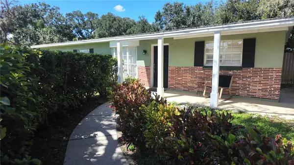 15402 Lake Magdalene Boulevard, TAMPA, FL 33613