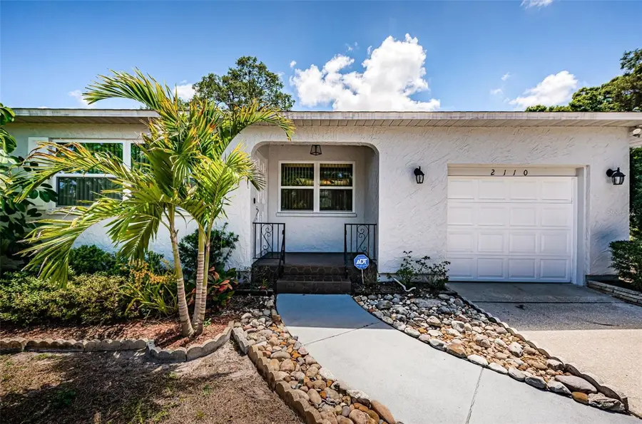 2110 57th Avenue N, Saint Petersburg, FL 33714 - Image #2