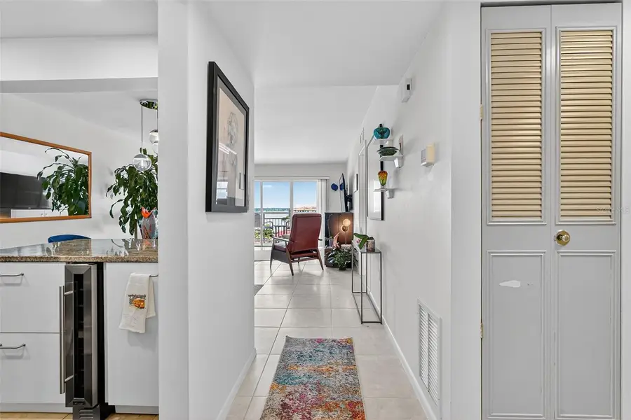 4900 Brittany Drive S #909, Saint Petersburg, FL 33715 - Image #2