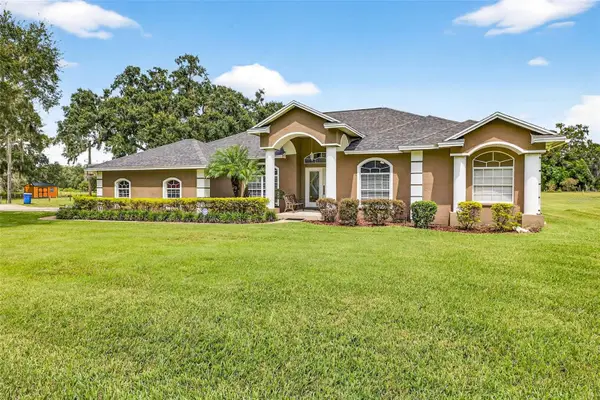 8518 W Knights Griffin Road, PLANT CITY, FL 33565